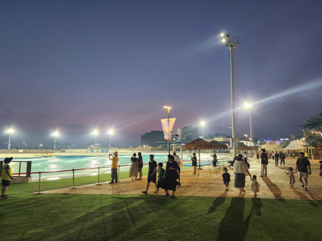 시흥시, 5월부터 '웨이브파크 야간개방'…